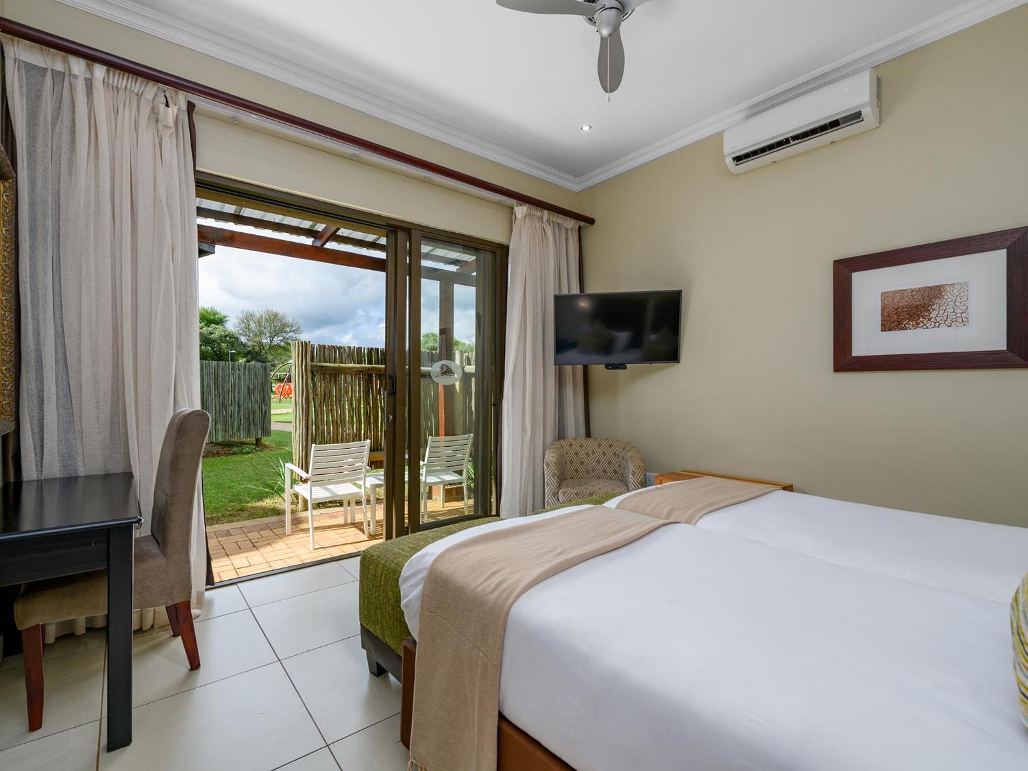 Monomotapa Village @ Legend Golf And Safari Resort Golders Green Eksteriør bilde